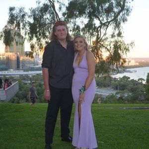 Meet your Posher, Amity